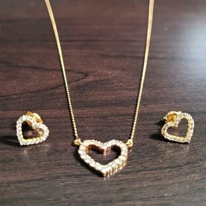 18K Gold and diamond earrings and necklace set
